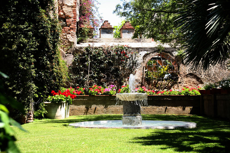 Hotel Castell De L'Oliver Mataró Exterior foto